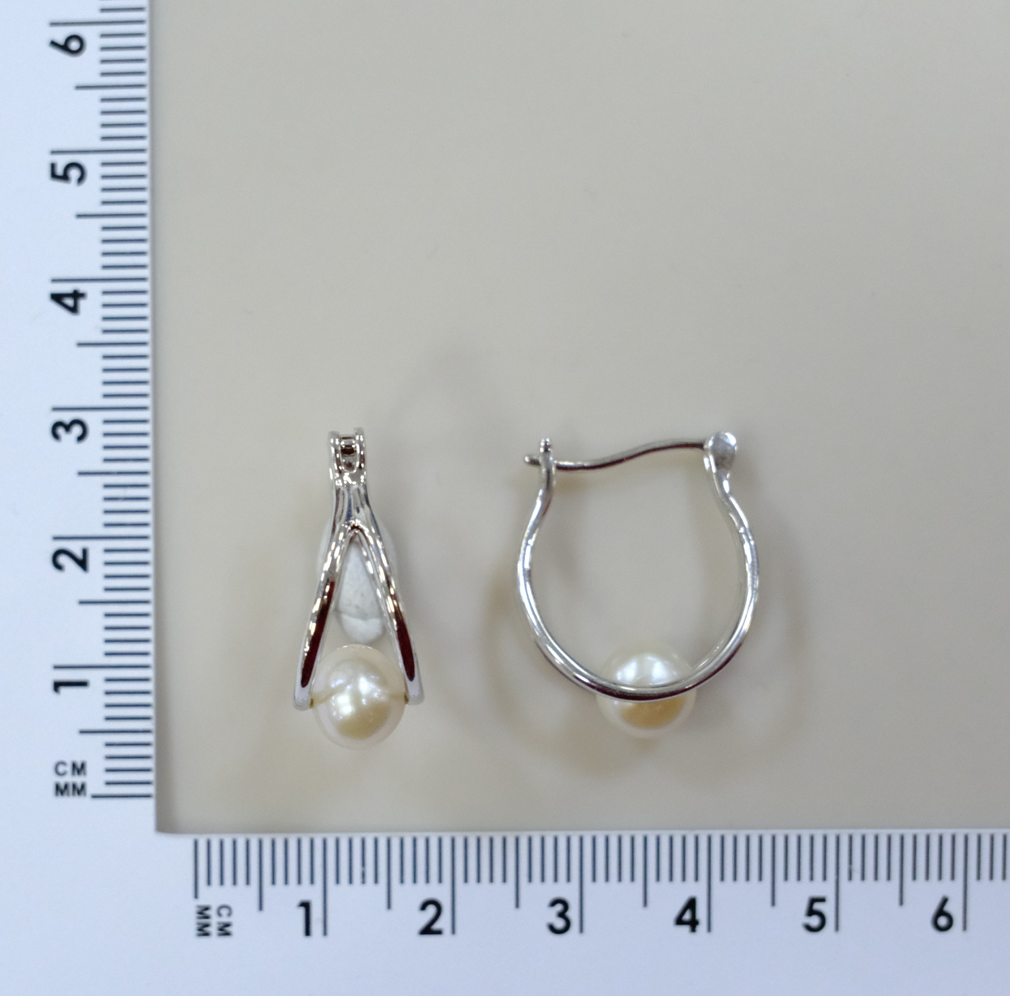 Серебряные серьги с жемчугом